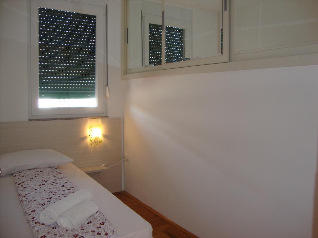 Apartments Marina Vodice Rum bild