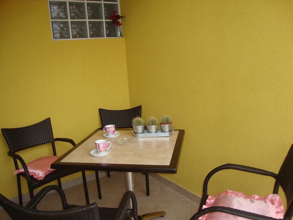 Apartments Marina Vodice Rum bild
