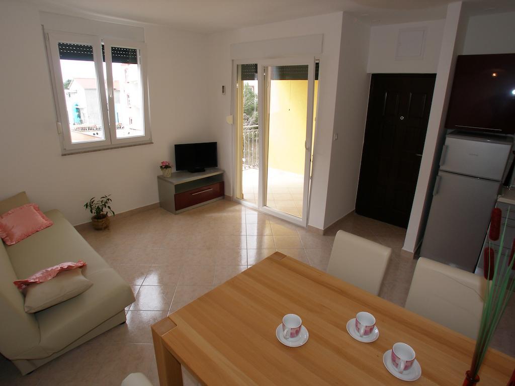 Apartments Marina Vodice Rum bild