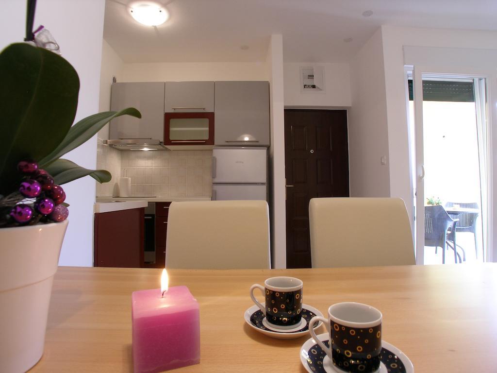 Apartments Marina Vodice Rum bild