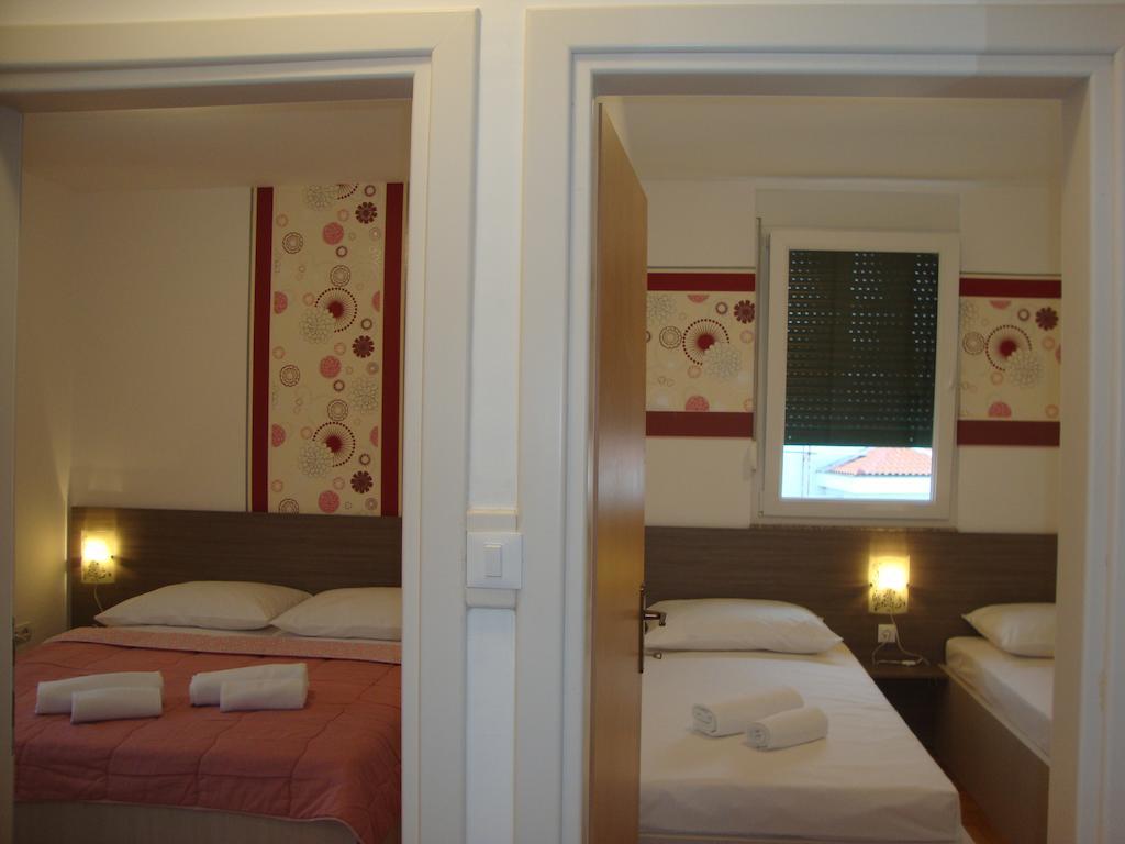 Apartments Marina Vodice Rum bild